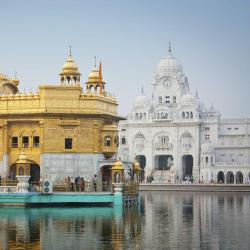 Amritsar 3 dvalarstaði