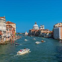 Venesia 2254 rental liburan