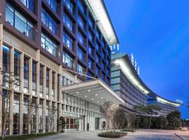 Pullman Guangzhou Baiyun Airport - Free Shuttle Bus & Official Registration Agency during Canton Fair, hotel near Guangzhou Baiyun International Airport - CAN, 