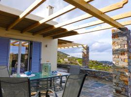Cycladic Villa with sea view!, hótel í Kéa