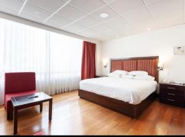 Suites Melchor Ocampo 445, отель в Мехико