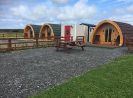 Emlagh, Self Catering Glamping Pods: Kilkee şehrinde bir dağ evi