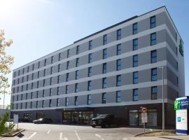 Holiday Inn Express Frankfurt Airport - Raunheim by IHG, hotel u gradu Raunhajm