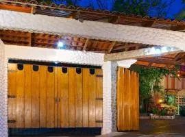 Costa Verde Inn