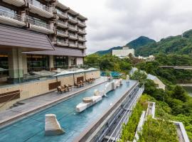 Kinugawa Hotel Mikazuki, hotell med pool i Nikko