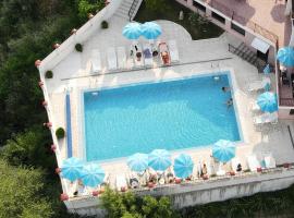 Gorno Dryanovo에 위치한 호텔 Hotel Deyanira
