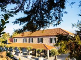 Fonte Velha, hotel em Castelões