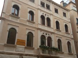 Ca' Pedrocchi, hotel en Venecia