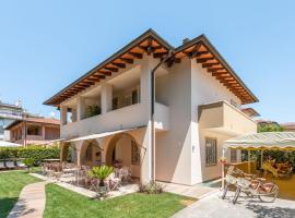 Villa Diletta b&b, hotel en Forte dei Marmi