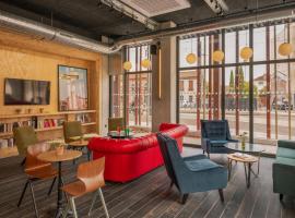 Eklo Toulouse, hotel near Toulouse-Blagnac Airport - TLS, 