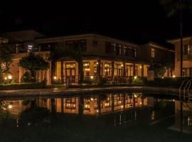 Bharatpur Garden Resort, хотел в Бхаратпур