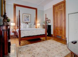Privāta brīvdienu naktsmītne Forsyth Park Inn pilsētā Savanna
