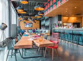 Moxy Aberdeen Airport