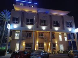 La Riva Hotel, готель у Акабі
