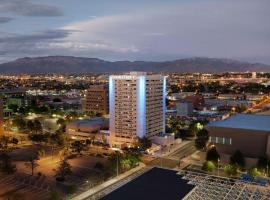 DoubleTree by Hilton Hotel Albuquerque，阿爾伯克基阿布奎基國際機場 - ABQ附近的飯店