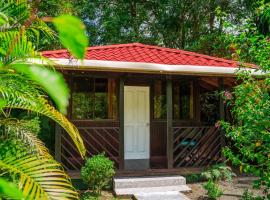Kalea Yard Hotel, casa de muntanya a Puerto Jiménez