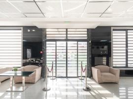 Hotel Boutique 5 - Free parking - Free breakfast - Free internet - EVSE