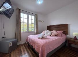 Casa Di Patti B & B, помешкання для відпустки у Сантьяго