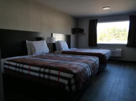 Hilltop Express Inn, hotel di Groton