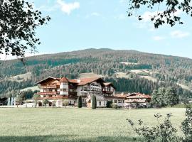 Hotel Das Urbisgut, hotel di Altenmarkt im Pongau
