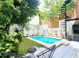 Casa PalermoSoho Piscina Jardín Parrilla Terraza 3Pisos 5Dorm 4Baños, hotell i Buenos Aires