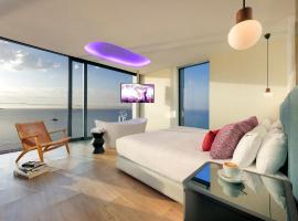 Hard Rock Hotel Ibiza, hotel in Playa d'en Bossa