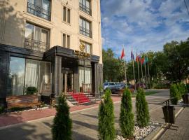 Crown Hotel