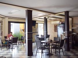 Hotel Los Crestones, hotel em Pedregoso