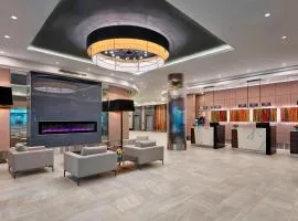 Delta Hotels by Marriott Edmonton Centre Suites