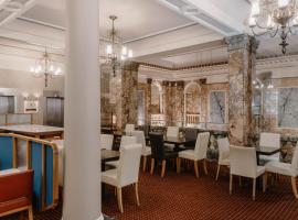 Club Quarters Hotel Trafalgar Square, London, Hotel in London