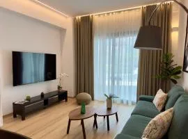 Astris Home - Lux Stay with Pool & Gym by TT