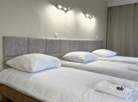 Hotel TM, hotel cerca de Aeropuerto de Radom-Sadków - RDO, Radom