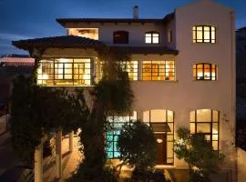 Ma Maison Downtown Villa N8, Indoor Heated Pool