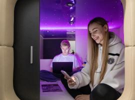 Capsule Hotel Constellation 91, хотел в Лвов