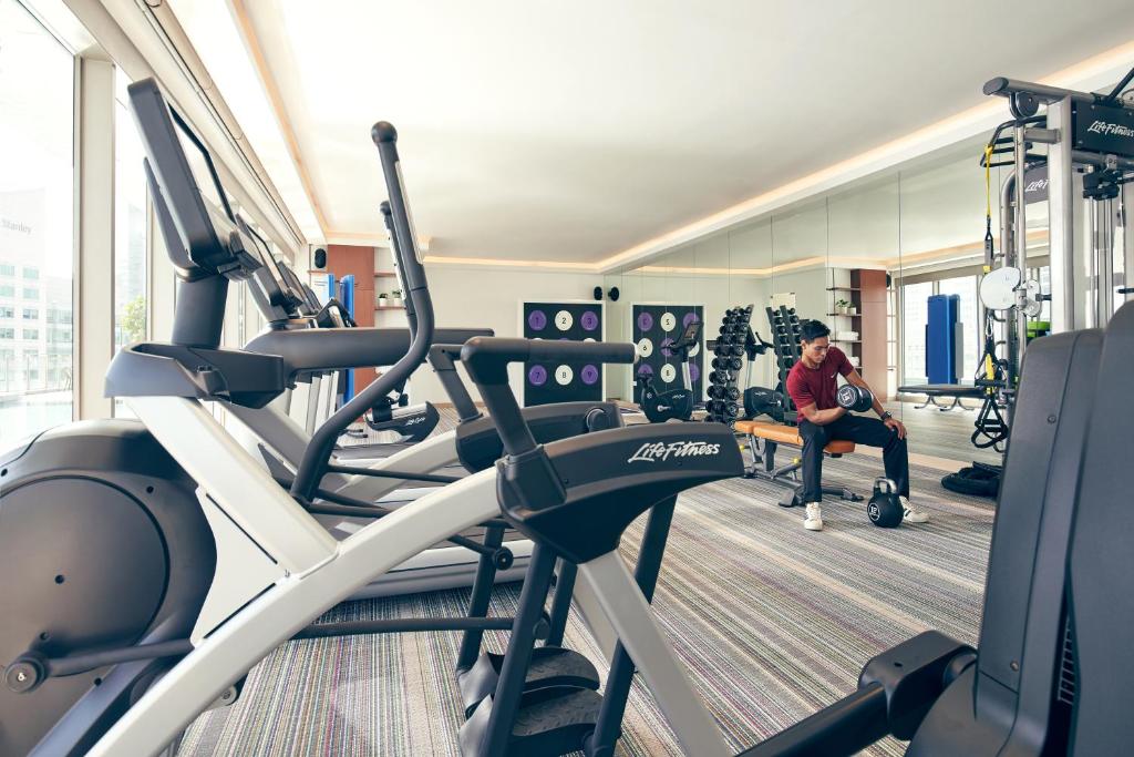 Gimnasio o instalaciones de fitness de Capri by Fraser China Square, Singapore