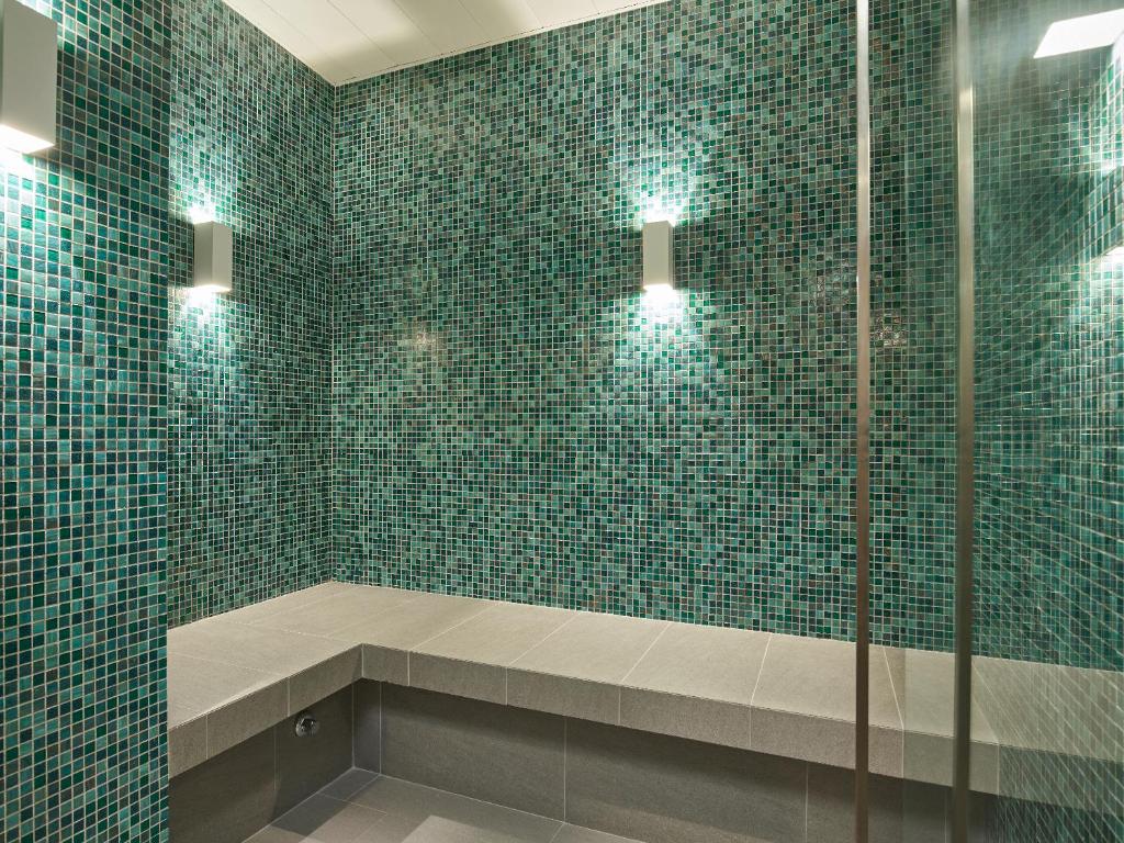 Un baño de Capri by Fraser China Square, Singapore
