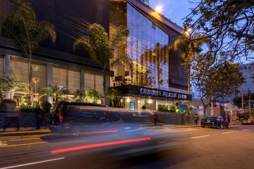 El edificio en el que está el hotel
