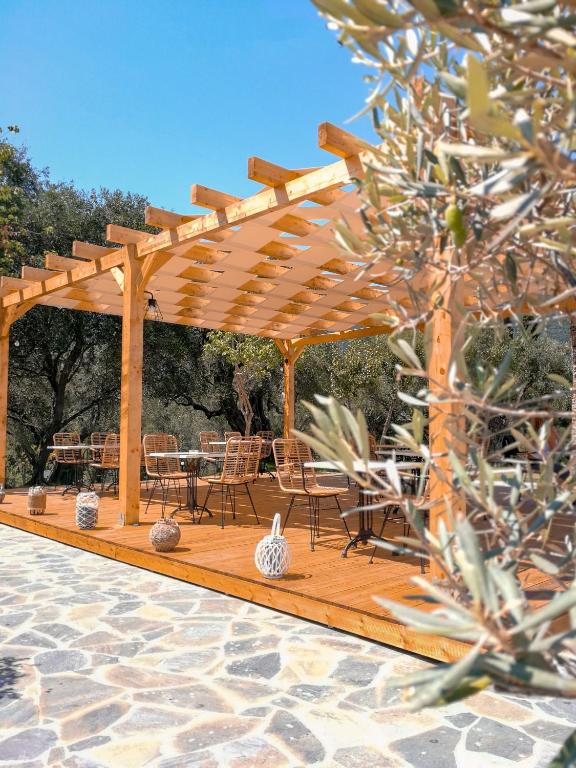 Fotografija u galeriji objekta Hotel Yannis Corfu u gradu Ipsos