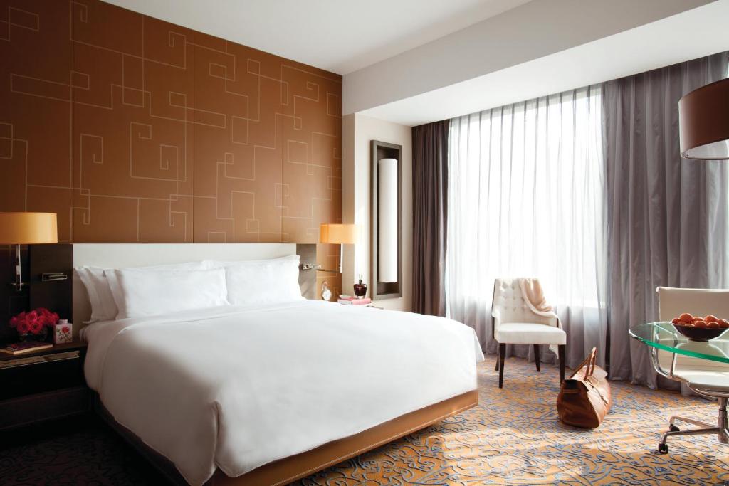 Krevet ili kreveti u jedinici u objektu The Langham, Shanghai, Xintiandi