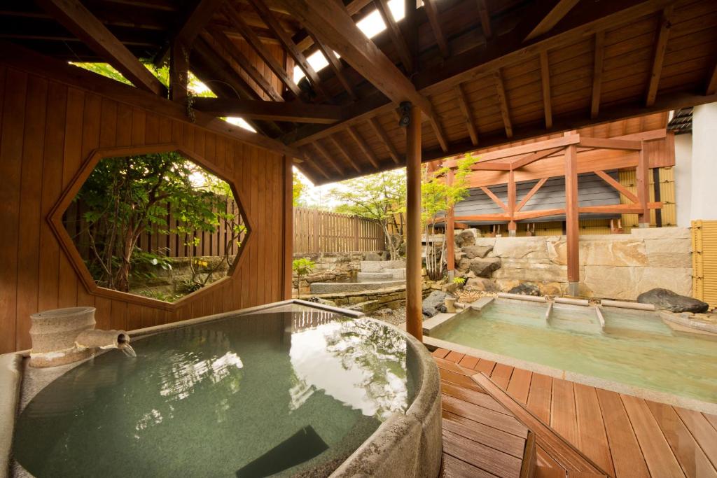 Kép Kusatsu Onsen Hotel Village szállásáról Kuszacuban a galériában