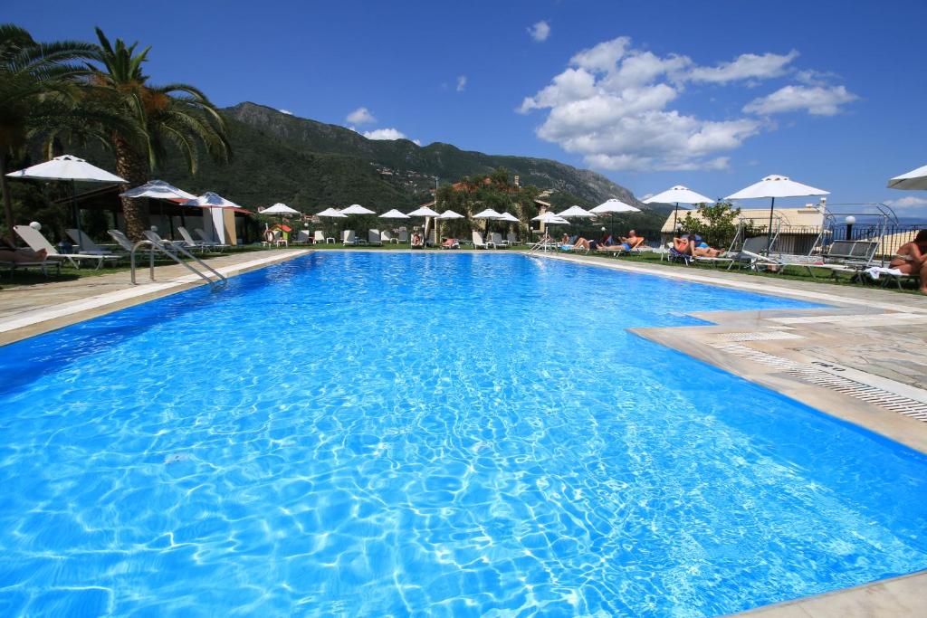 Bazen u ili blizu objekta Hotel Yannis Corfu
