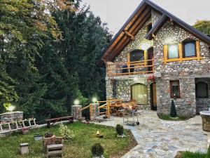 Сад в Chalet Kujta