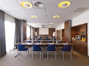 Poslovno područje ili konferencijska dvorana u objektu Holiday Inn Express Toulouse Airport by IHG Još 35 fotografija