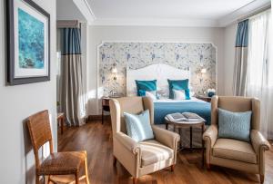 En sittgrupp på Terme di Saturnia Natural Spa & Golf Resort - The Leading Hotels of the World +37 foton