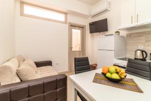 Kuhinja ili čajna kuhinja u objektu Apartment Mini Condo Meljine