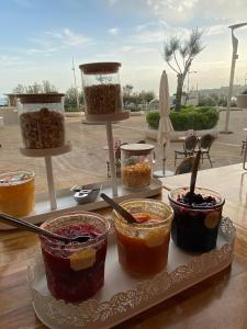 Comida no hotel ou em algum lugar perto