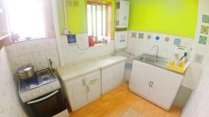 Majoituspaikan Hostal Destino Bellavista keittiö tai keittotila 37 kuvaa lisää