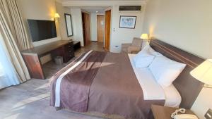 En eller flere senger på et rom på Hotel Diego de Almagro Valparaíso