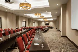 Бизнес-центр и/или конференц-зал в Hilton Garden Inn Charlotte Southpark +25 фотографий