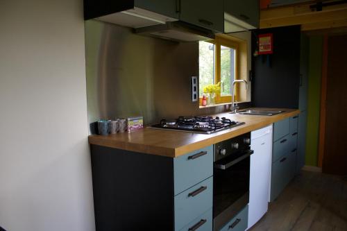 Tiny House Les Jours Heureux Sejour nature pres de Dinant et des Lacs de l Eau d Heure